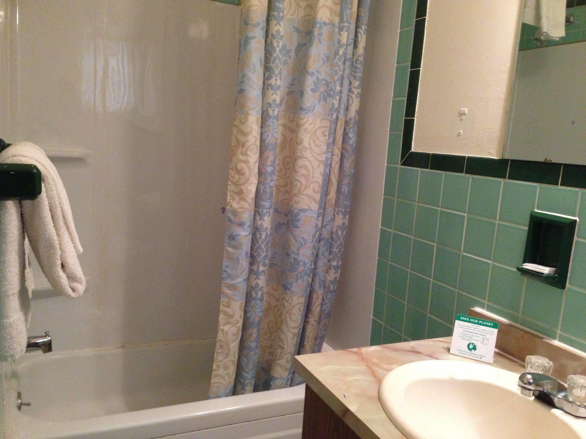 Rosa Motel 3*